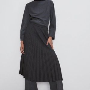 Zara wool pleated dark grey skirt